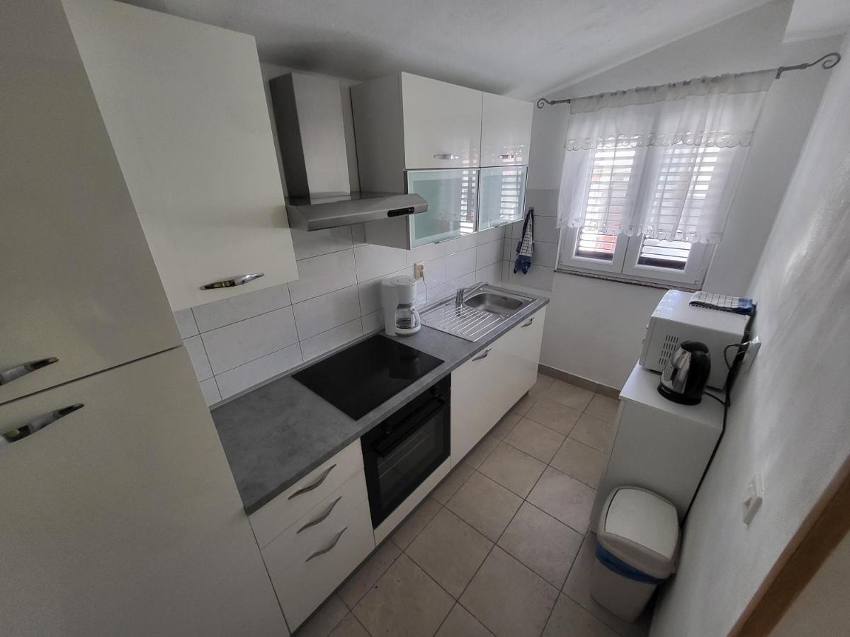 Ljubač Apartment Maria מראה חיצוני תמונה